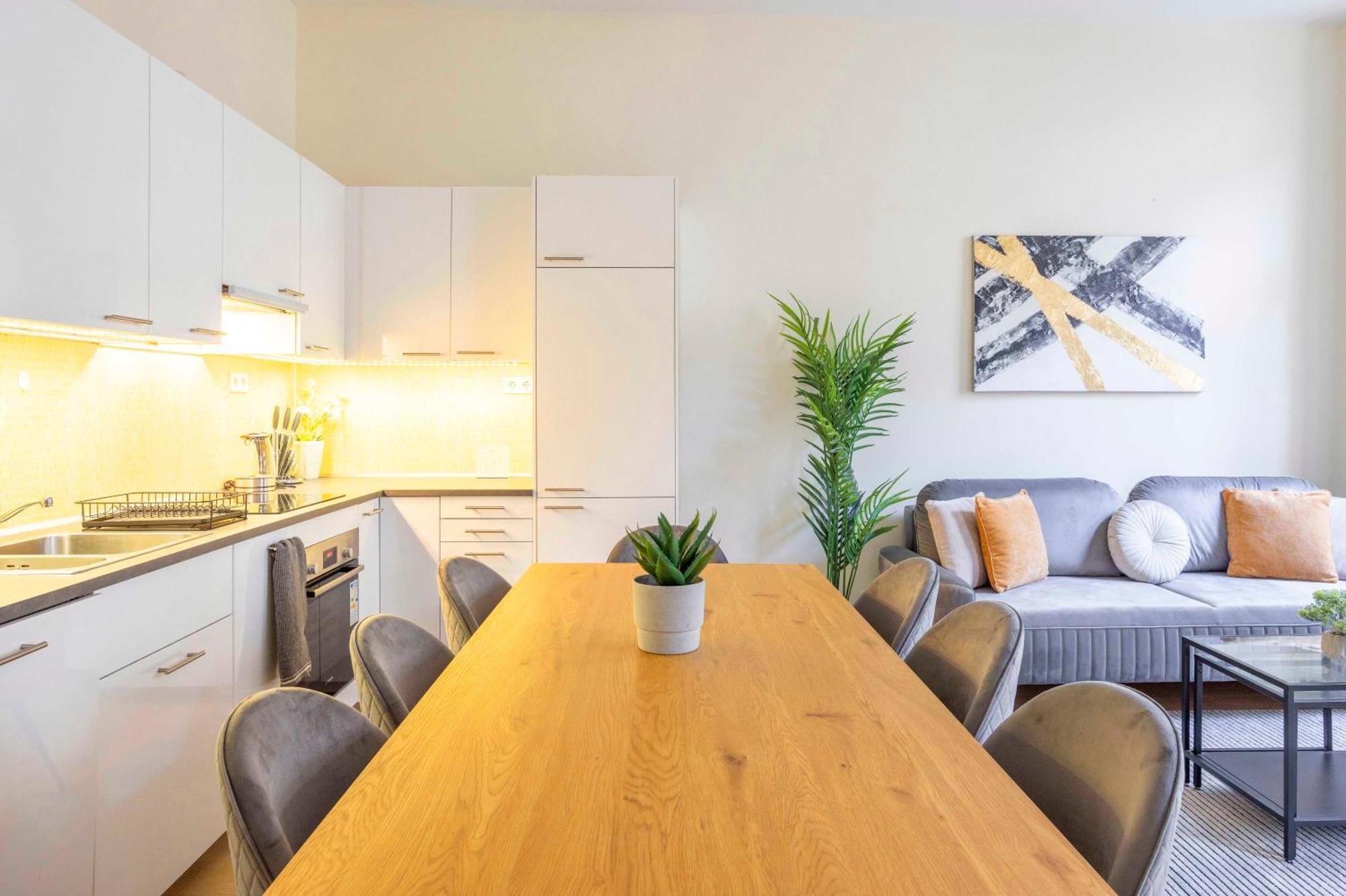 Exclusive & Spacious Central Residence W/ 4Bedrm 2Bathrm Boedapest Buitenkant foto